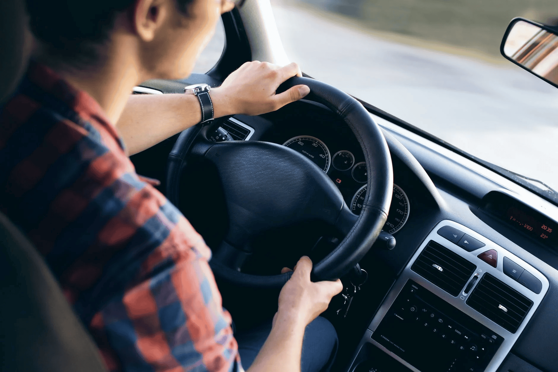 All about Comprehensive vs third-party car insurance: Which to choose?