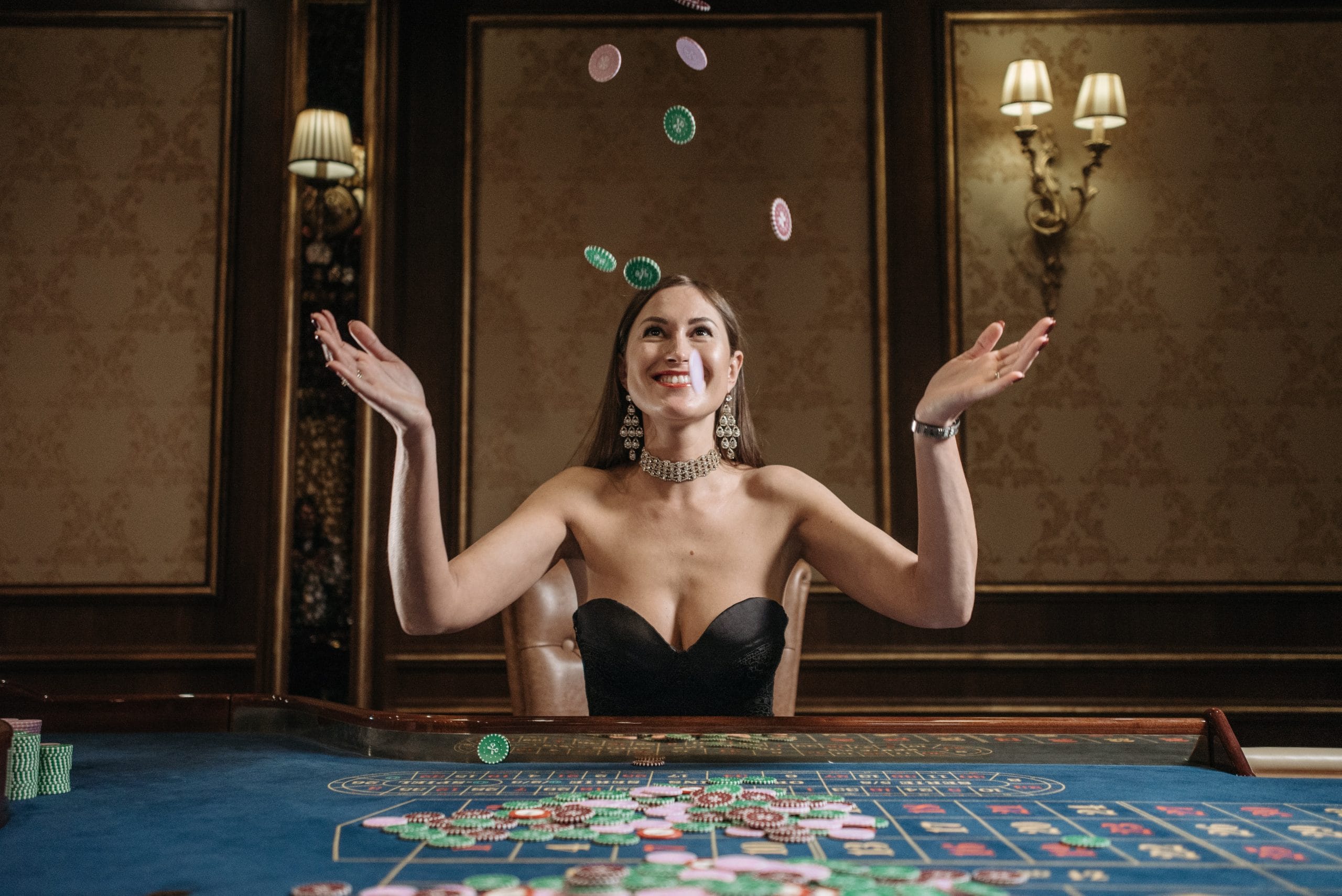 Connecting the Chain Between Technology and Online Gambling