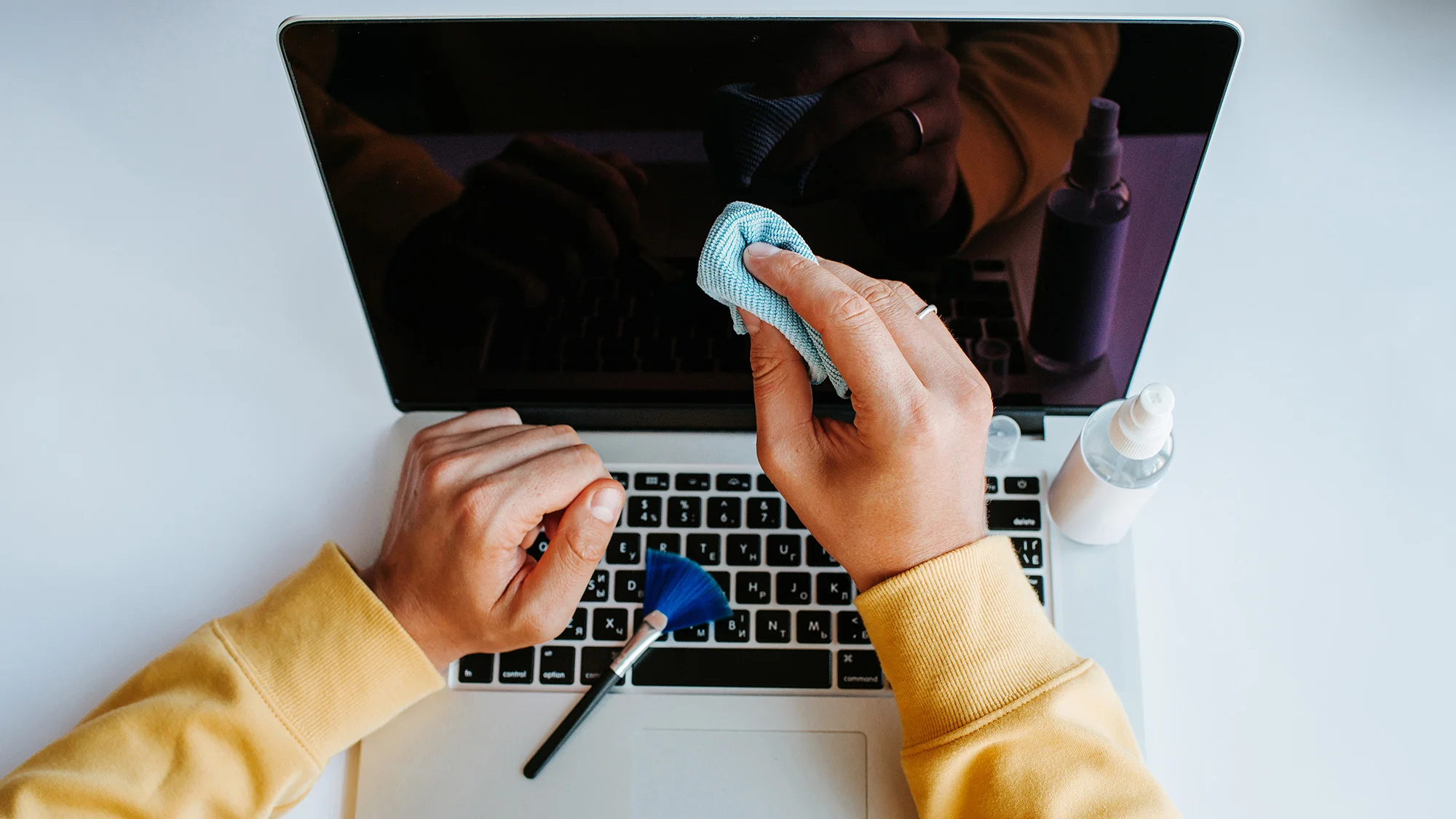 Screen Cleaning